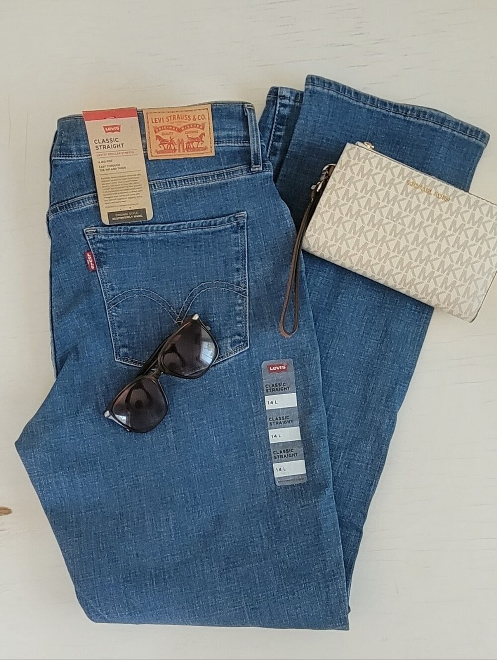 Levi's Women's Straight Leg Jeans - Denim Blue
